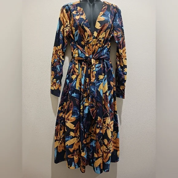 Marissa Webb - Picture 2 of 7